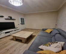 Satılır Köhnə Tikili Memar Əcəmi m., 9-cu mikrorayon, Binəqədi r.