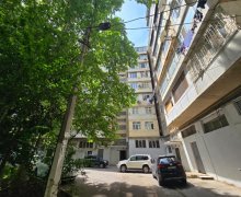 Satılır Köhnə Tikili Yasamal r.