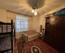 Kirayə (aylıq) Köhnə Tikili Elmlər akademiyası m., Yasamal r.