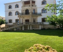 badamdar Bağ evi Badamdar qəs., Səbail r.