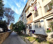 Satılır Köhnə Tikili Nəsimi m., 5-ci mikrorayon, Nəsimi r.