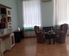 Kirayə (aylıq) Köhnə Tikili 28 May m., Nəsimi r.