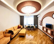 Satılır Yeni Tikili Əhmədli m., Əhmədli, Xətai r.