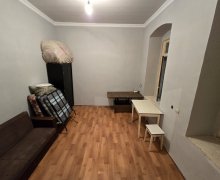 Satılır Köhnə Tikili 28 May m., 28 Mall, Nəsimi r.