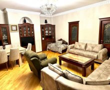 Qarayevde ucuz evler Qara Qarayev m., Nizami r.