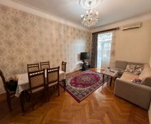 Satılır Köhnə Tikili Sahil m., H. Əliyev ad. Saray, Nəsimi r.