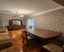 Kirayə (aylıq) Köhnə Tikili Elmlər akademiyası m., Yasamal r. Kirayə (aylıq) Köhnə Tikili Elmlər akademiyası m., Yasamal r.