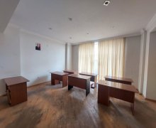 Kirayə (aylıq) Ofis Memar Əcəmi m., Nəsimi r.