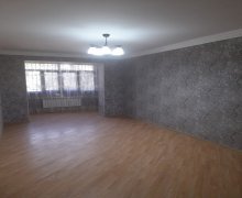Satılır Köhnə Tikili Neftçilər m., Bakıxanov qəs., Sabunçu r. Satılır Köhnə Tikili Neftçilər m., Bakıxanov qəs., Sabunçu r.