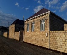 Satılır mingecevirde/villa Mingəçevir ş.