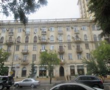 Satılır Ofis İçərişəhər m., Səbail r.