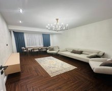 Satılır Yeni Tikili Gənclik m., Nəsimi r.