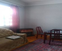 iceri seherde aylıq kiraye evler İçərişəhər m., Səbail r. iceri seherde aylıq kiraye evler İçərişəhər m., Səbail r.