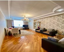 Satılır Yeni Tikili İnşaatçılar m., Yeni Yasamal qəs., Yasamal r.