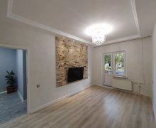 Satılır Köhnə Tikili Avtovağzal m., Biləcəri qəs., Binəqədi r.