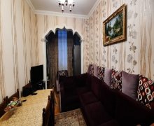 Satılır Köhnə Tikili Memar Əcəmi m., 5-ci mikrorayon, Nəsimi r.