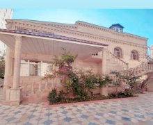 Kirayə (günlük) Həyət evi/villa Badamdar qəs., Səbail r.