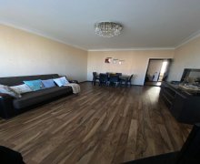 ev elanlari Köhnə Tikili Əhmədli m., Xətai r.