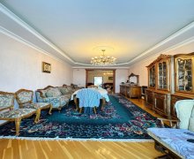 Satılır Yeni Tikili Elmlər akademiyası m., Yasamal r.