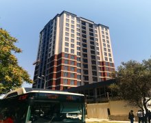 Satılır Yeni Tikili Azadlıq m., 8-ci mikrorayon, Binəqədi r. Satılır Yeni Tikili Azadlıq m., 8-ci mikrorayon, Binəqədi r.