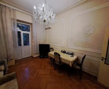 Satılır Köhnə Tikili Sahil m., Səbail r.