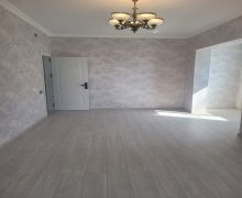 Satılır Köhnə Tikili Həzi Aslanov m., Xətai r. Satılır Köhnə Tikili Həzi Aslanov m., Xətai r.