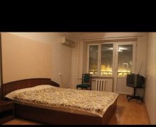 Satılır Köhnə Tikili Nizami m., Yasamal r.