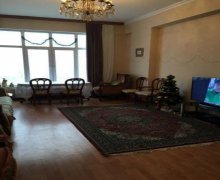 Satılır Yeni Tikili Elmlər akademiyası m., Yasamal r.