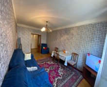 Satılır Köhnə Tikili Elmlər akademiyası m., Badamdar qəs., Səbail r.