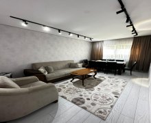 Satılır Köhnə Tikili Həzi Aslanov m., Köhnə Günəşli qəs., Xətai r.