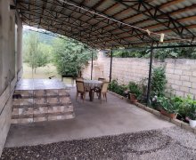 Kirayə (günlük) Həyət evi/villa Qusar ş. Kirayə (günlük) Həyət evi/villa Qusar ş.