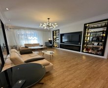 Satılır Yeni Tikili Elmlər akademiyası m., Yasamal r.