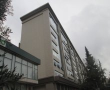Satılır Köhnə Tikili Azadlıq m., 8-ci mikrorayon, Binəqədi r.