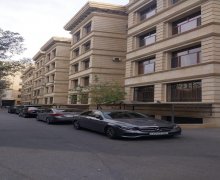 iceri seherde aylıq kiraye evler İçərişəhər m., Səbail r.