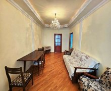 Satılır Köhnə Tikili Neftçilər m., 8-ci kilometr, Nizami r.