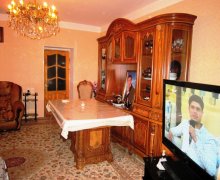 Satılır Köhnə Tikili Koroğlu m., Bakıxanov qəs., Sabunçu r.