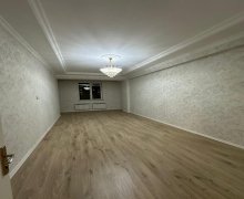 Satılır Yeni Tikili Saray, Abşeron r.