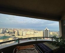 Satılır Yeni Tikili Elmlər akademiyası m., Yasamal r.