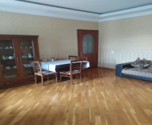 Satılır Köhnə Tikili Nizami m., Yasamal r.