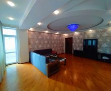 Satılır Yeni Tikili Bakıxanov qəs., Sabunçu r.