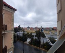 xezer rayonunda aylıq Köhnə Tikili Buzovna, Xəzər r.