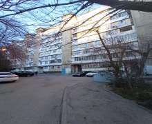 Satılır Köhnə Tikili Azadlıq m., Binəqədi r.