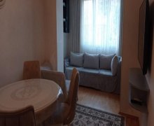 Satılır Köhnə Tikili Nizami m., Yasamal r.