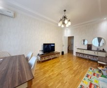 Satılır Yeni Tikili Qara Qarayev m., Nizami r.