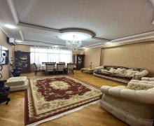 Satılır Yeni Tikili Nizami m., Yasamal r. Satılır Yeni Tikili Nizami m., Yasamal r.