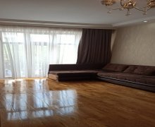 Satılır Yeni Tikili Azadlıq m., 8-ci mikrorayon, Binəqədi r.