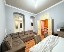 Kirayə (aylıq) Köhnə Tikili 28 May m., Nəsimi r.