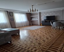 Satılır Köhnə Tikili Yasamal r.