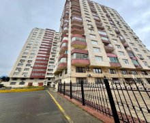 Satılır Yeni Tikili 8-ci mikrorayon, Binəqədi r.