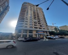 Satılır Yeni Tikili Elmlər akademiyası m., Yasamal r.